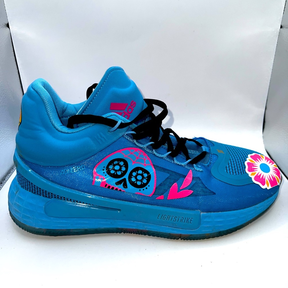 Men’s Adidas D Rose 11 Day of the Dead size 11.5